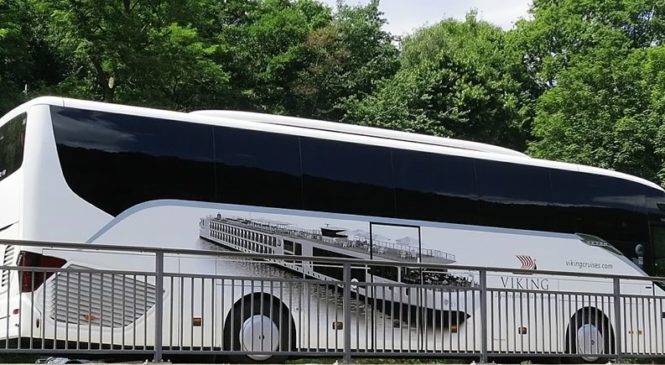 Mit dem Bus